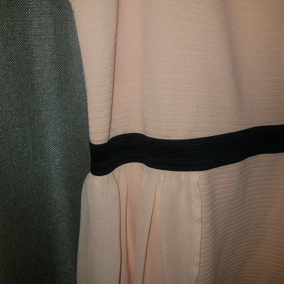 Fitted Keyhole Cocktail Dress w/Chiffon Detail - Picture 3 of 5